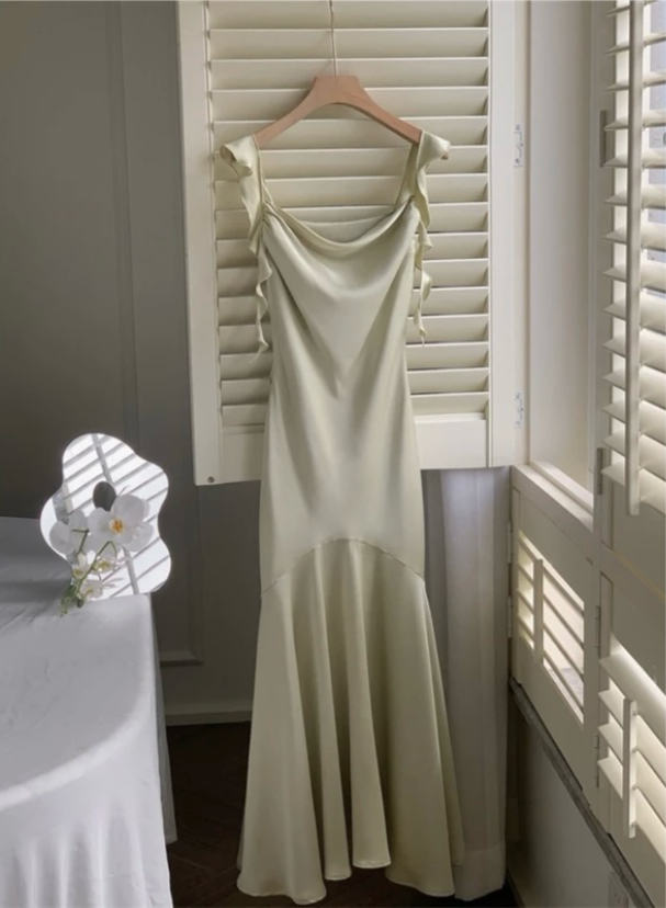 Avery Dress