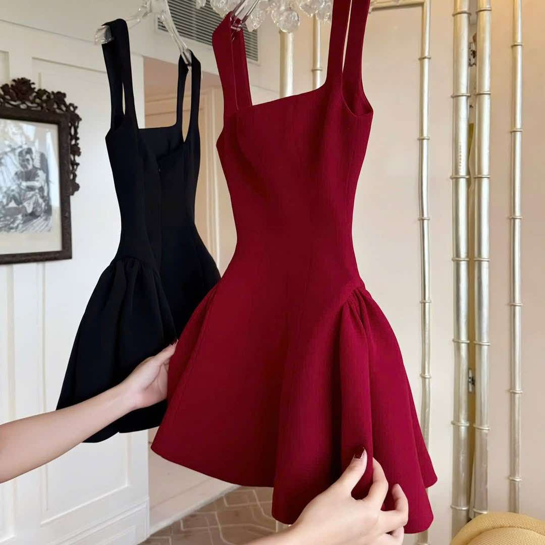 Madison Dress (On Hand)