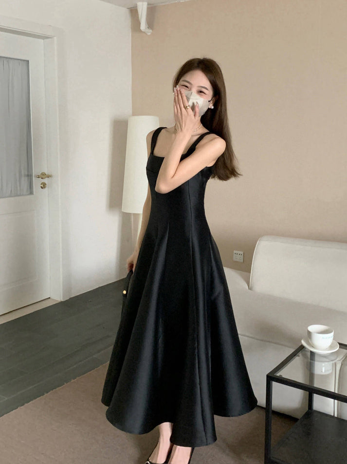 Antoinette Dress (On Hand)
